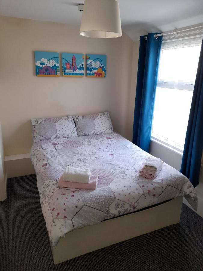 Bed and Breakfast The Coast Blackpool Exterior foto